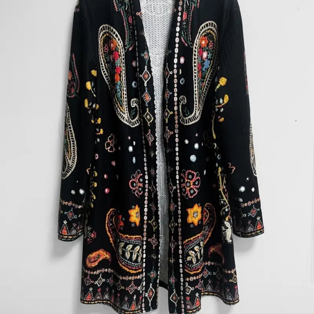 Southwest Paisley Chic Long Sleeve Open Cardigan Soft and Comfy Knit Size Medium - Picture 3 of 5